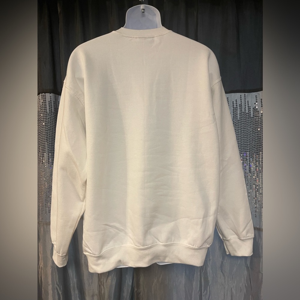 Hello Kitty sweater ๐Christmas sweatshirt โค๏ธ - Picture 3 of 6